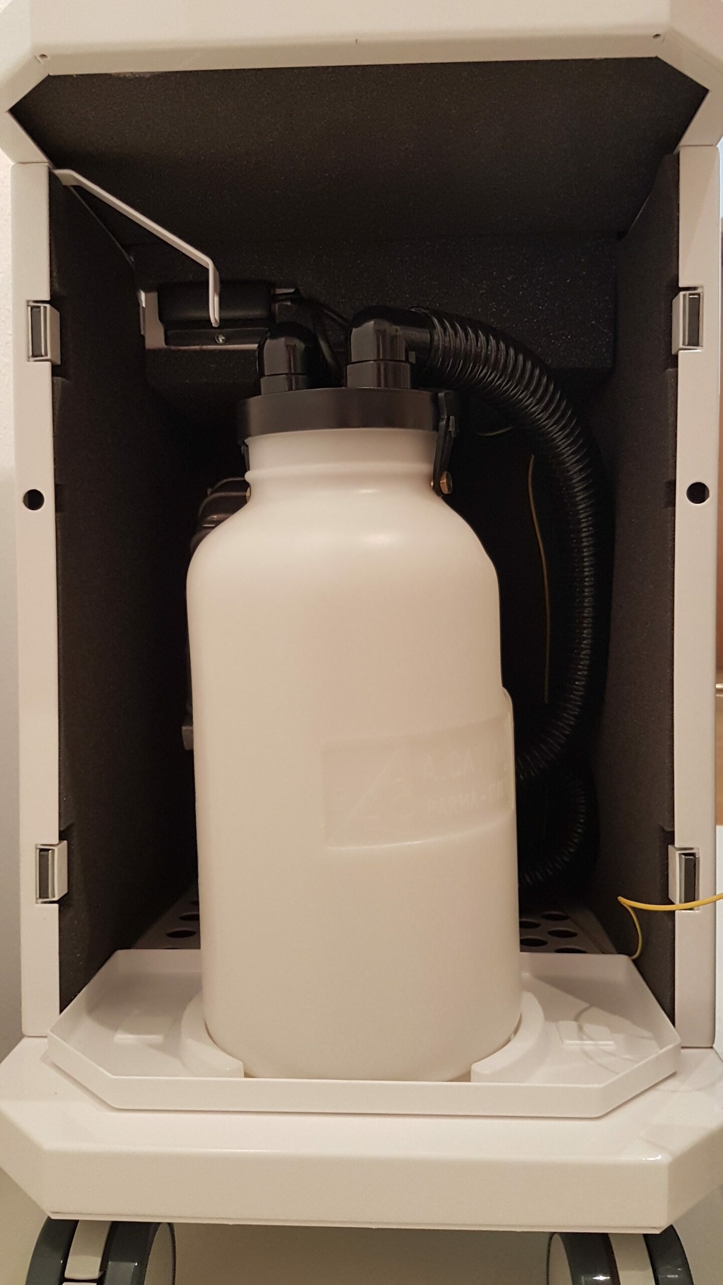 Aspina Mobile Absauganlage Dental Absauggerät | 73364 Aspina Mobile Absauganlage Dental Absauggerät | 73364