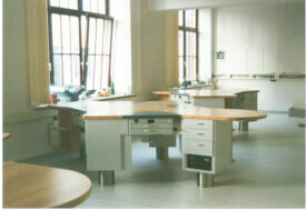 Bobi-Dent LABOR 3er INSEL MÖBEL EINZELARBEITSPLATZ / LABORTISCH DENTALMÖBEL Bobi-Dent LABOR 3er INSEL MÖBEL EINZELARBEITSPLATZ / LABORTISCH DENTALMÖBEL