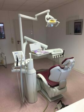 KaVo 1065 T Behandlungseinheit werkstattgeprüft und gewartet KaVo 1065 T Behandlungseinheit werkstattgeprüft und gewartet