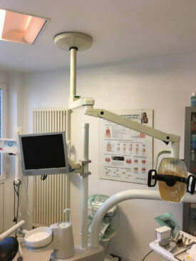 KaVo Deckenlampe Lampe OP-Leuchte Halogen KaVo Deckenlampe Lampe OP-Leuchte Halogen