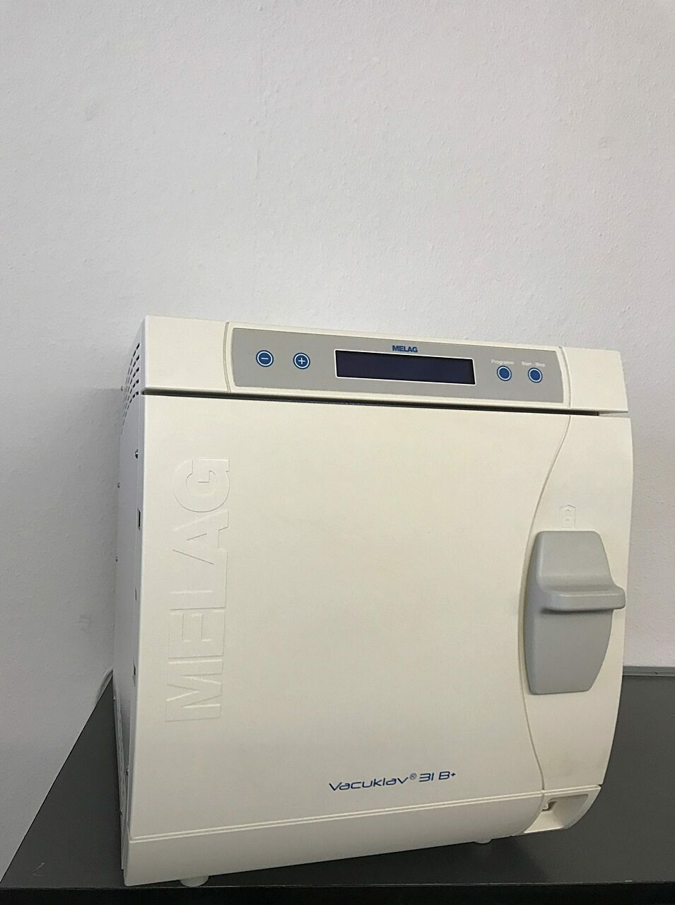 Melag Vacuklav 31B+ Sterilisator B-Klasse Autoklav Baujahr 2012 gewartet | 75573