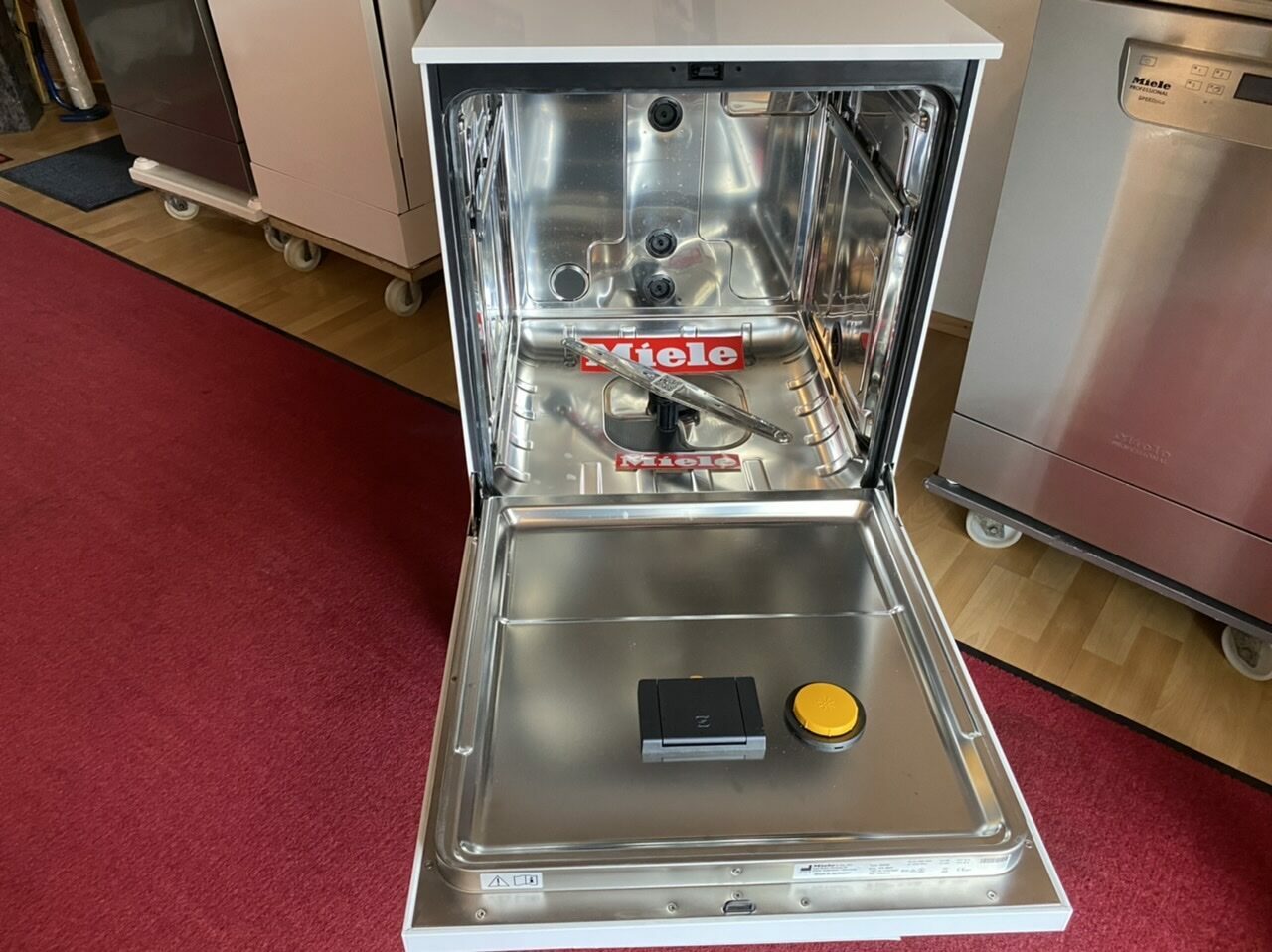 Miele PG 8581 Thermodesinfektor Dental Zahnarzt HNO Podologie Orthopädie | 72301 Miele PG 8581 Thermodesinfektor Dental Zahnarzt HNO Podologie Orthopädie | 72301