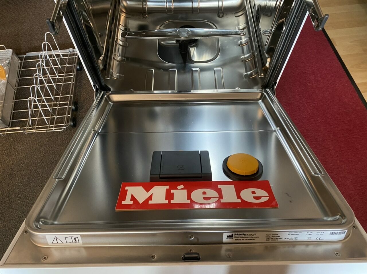 Miele PG 8581 Thermodesinfektor Dental Zahnarzt HNO Podologie Orthopädie | 72302 Miele PG 8581 Thermodesinfektor Dental Zahnarzt HNO Podologie Orthopädie | 72302