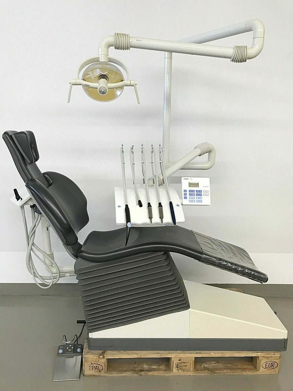 Sirona C3+ Plus Behandlungseinheit mit Trockenabsaugung | 74972
