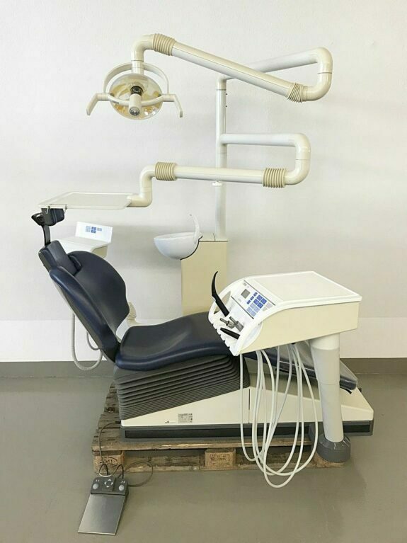 Sirona C4+ Plus Behandlungseinheit Baujahr 2004 Zahnarztstuhl | 74997