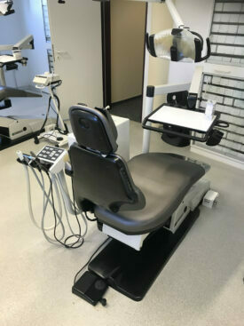 Ultradent U737 KFO Behandlungseinheit gebraucht, funktionsfähig Ultradent U737 KFO Behandlungseinheit gebraucht, funktionsfähig