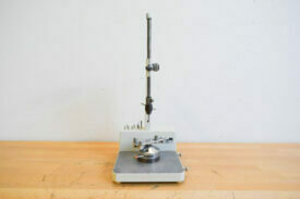 Vermessungsgerät Harnisch Rieth DP110 inkl.Modeltisch Vermessungsgerät Harnisch Rieth DP110 inkl.Modeltisch