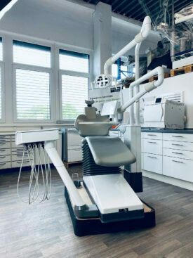 Sirona C4+ Behandlungseinheit, gebraucht geprüft und gewartet inkl. 6 Monate Gewährleistung Sirona C4+ Behandlungseinheit, gebraucht geprüft und gewartet inkl. 6 Monate Gewährleistung