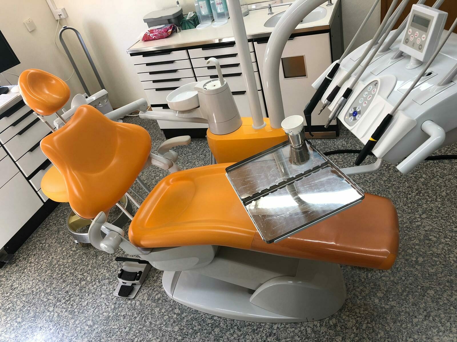 KaVo Primus 1058 S Behandlungseinheit gebraucht, geprüft und aufgearbeitet | 108897 KaVo Primus 1058 S Behandlungseinheit gebraucht, geprüft und aufgearbeitet | 108897