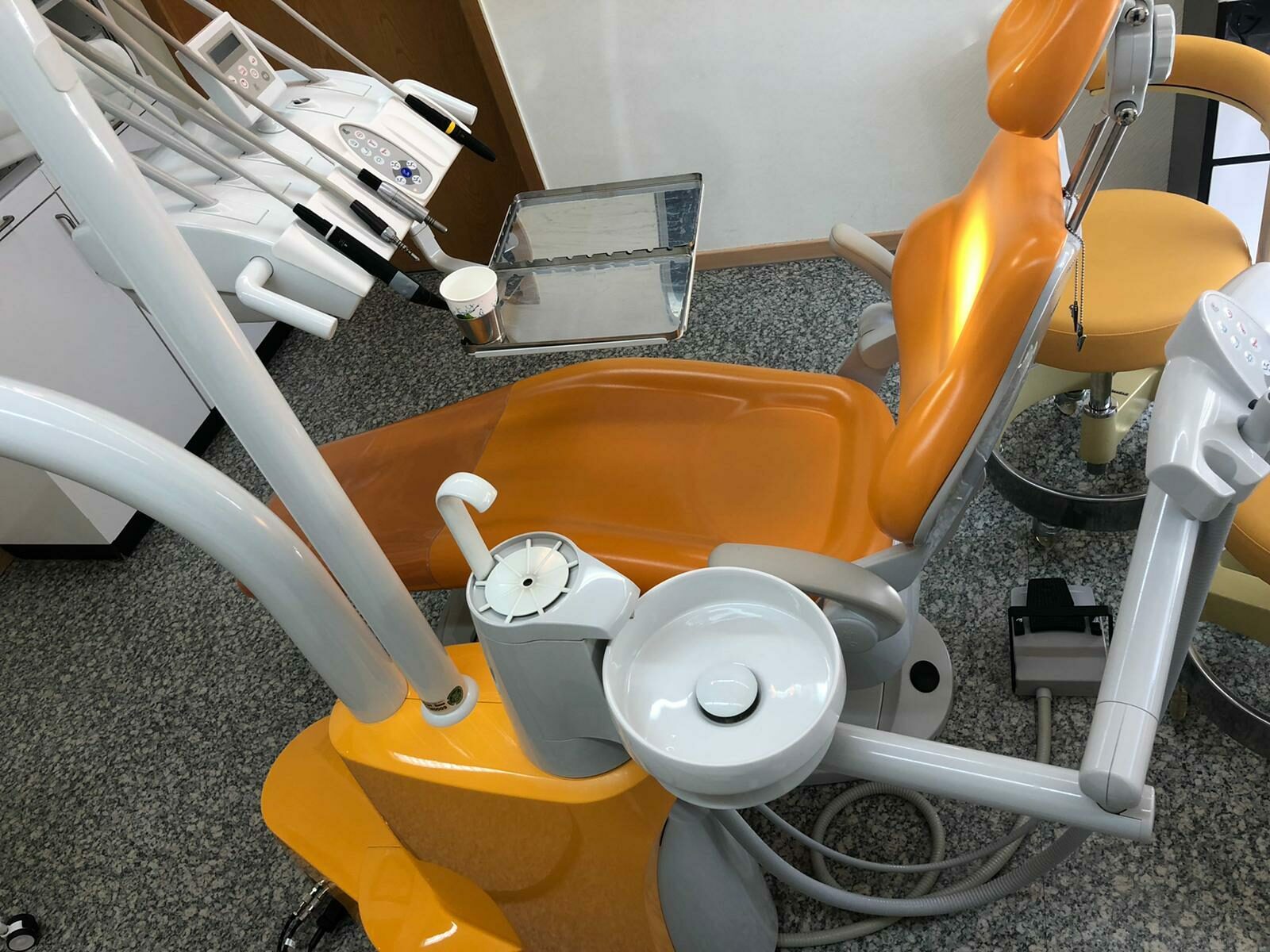 KaVo Primus 1058 S Behandlungseinheit gebraucht, geprüft und aufgearbeitet | 108898 KaVo Primus 1058 S Behandlungseinheit gebraucht, geprüft und aufgearbeitet | 108898