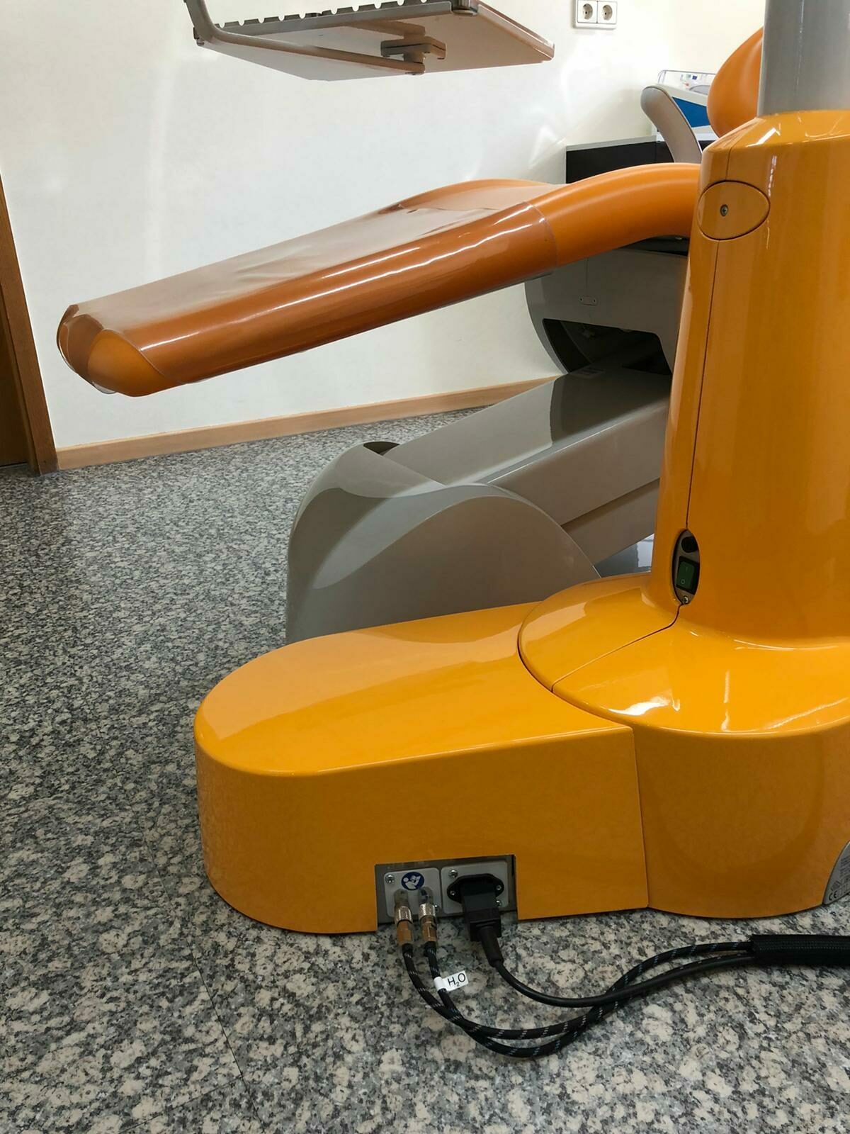 KaVo Primus 1058 S Behandlungseinheit gebraucht, geprüft und aufgearbeitet | 108903 KaVo Primus 1058 S Behandlungseinheit gebraucht, geprüft und aufgearbeitet | 108903