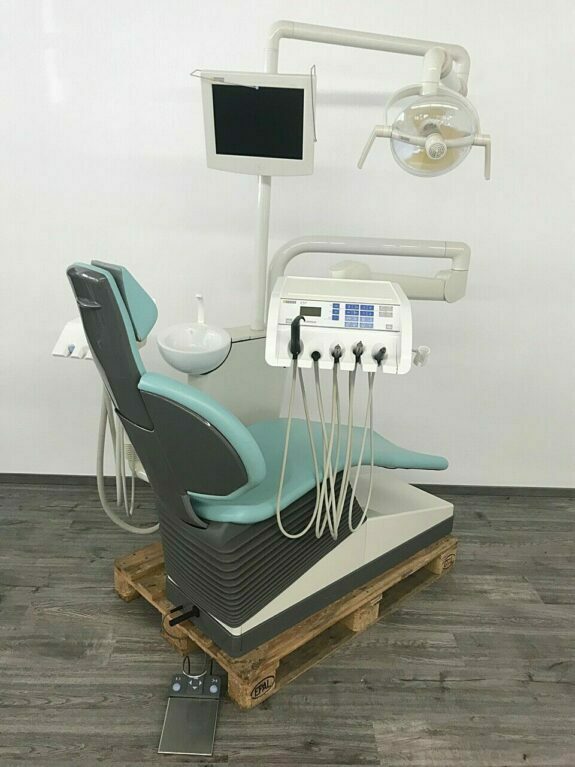 Sirona C5+ Plus Behandlungseinheit Zahnarztstuhl Trockenabsaugung | 114801