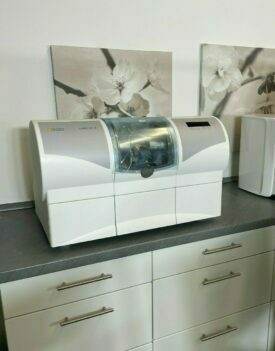 Dentsply Sirona CEREC MC X Schleifeinheit, geprüft und gewartet inkl. 6 Monate Gewährleistung Dentsply Sirona CEREC MC X Schleifeinheit, geprüft und gewartet inkl. 6 Monate Gewährleistung