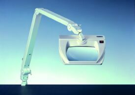 Großfeldlupenleuchte 18-Watt Großfeldlupenleuchte 18-Watt