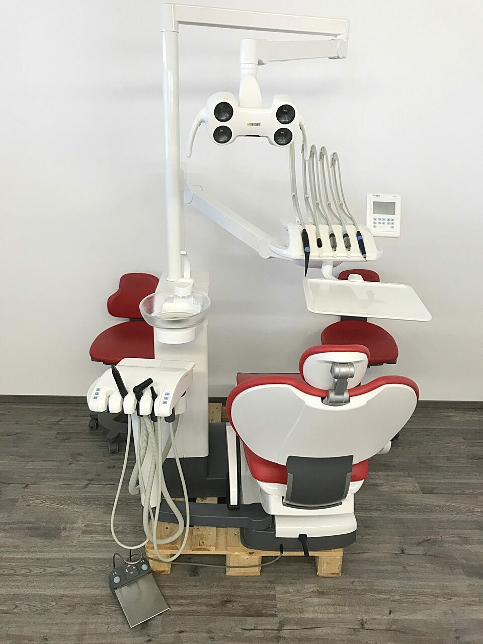 Sirona Sinius CS Behandlungseinheit Zahnarztstuhl Baujahr 2017 wenig benutzt | 122603