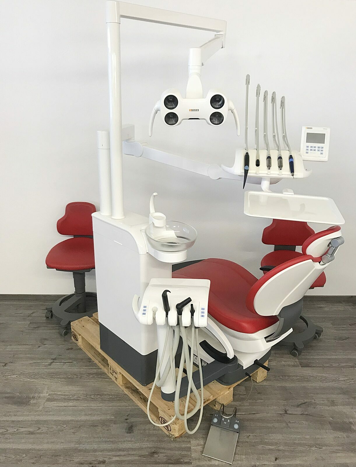 Sirona Sinius CS Behandlungseinheit Zahnarztstuhl Baujahr 2017 wenig benutzt | 122598