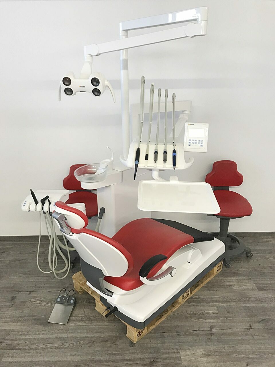 Sirona Sinius CS Behandlungseinheit Zahnarztstuhl Baujahr 2017 wenig benutzt | 122599