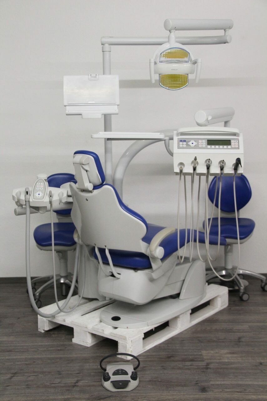 KaVo Estetica E50 T Behandlungseinheit Zahnarztstuhl Trockenabsaugung  Baujahr 2010 Top Angebot | 126649