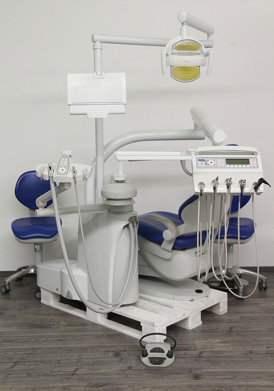 KaVo Estetica E50 T Behandlungseinheit Zahnarztstuhl Trockenabsaugung  Baujahr 2010 Top Angebot | 126656