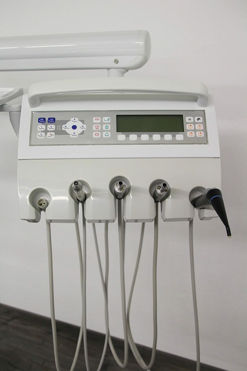 KaVo Estetica E50 T Behandlungseinheit Zahnarztstuhl Trockenabsaugung  Baujahr 2010 Top Angebot | 126657