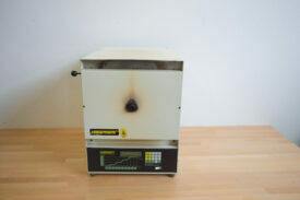 VORWÄRMOFEN Nabertherm L 5 / S27 Steuerung VORWÄRMOFEN Nabertherm L 5 / S27 Steuerung