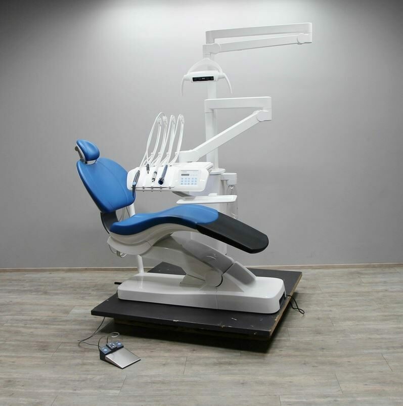 Sirona IntegoCS Behandlungseinheit Ausstellungsstück | 135461 Sirona IntegoCS Behandlungseinheit Ausstellungsstück | 135461
