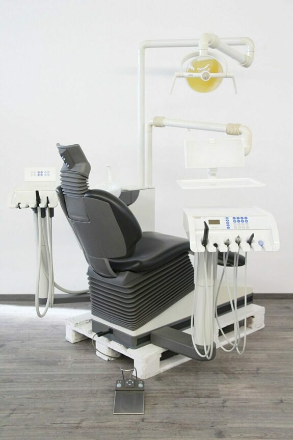 Sirona M1+ M1 Plus Behandlungseinheit Zahnarztstuhl Trockenabsaugung | 142533