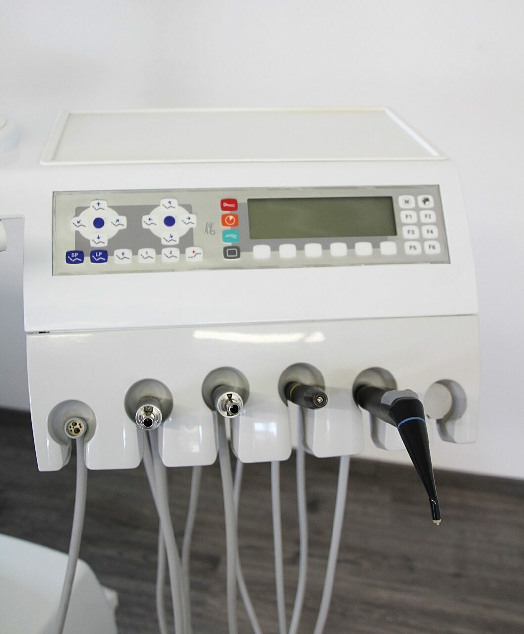 KaVo Estetica E80 T Behandlungseinheit Zahnarztstuhl Nassabsaugung Top Angebot | 142469