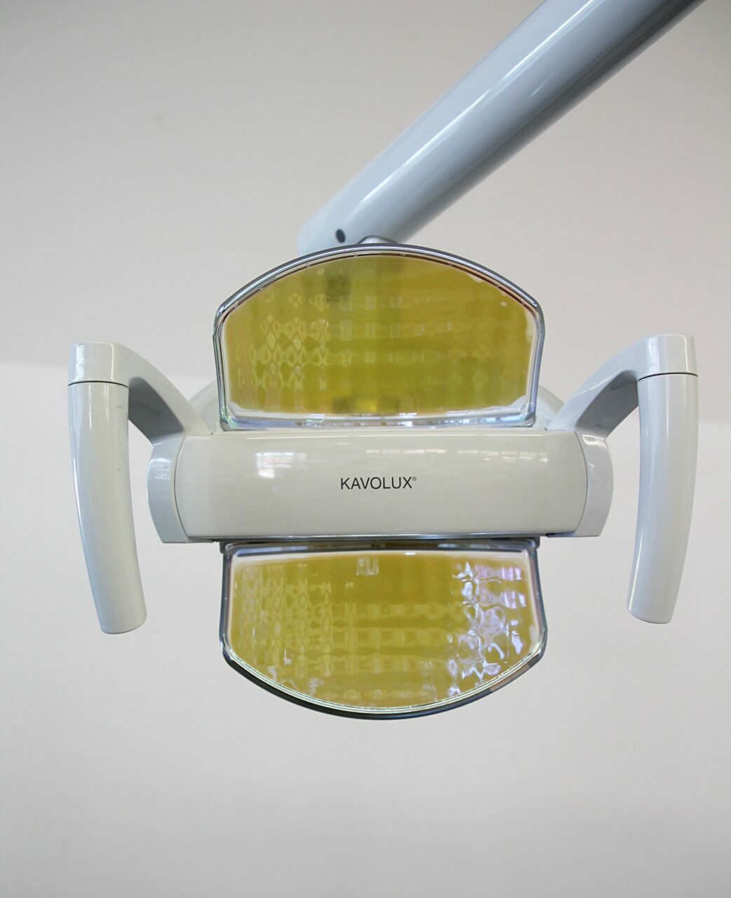 KaVo Estetica E80 T Behandlungseinheit Zahnarztstuhl Nassabsaugung Top Angebot | 142471