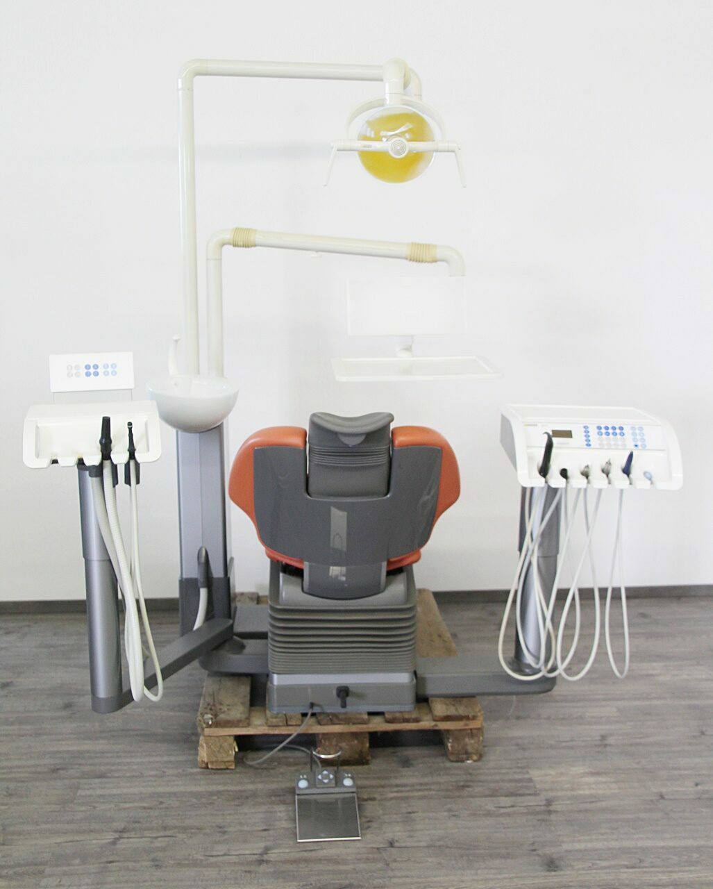 Sirona M1+ M1 Plus Behandlungseinheit Zahnarztstuhl Trockenabsaugung | 142476