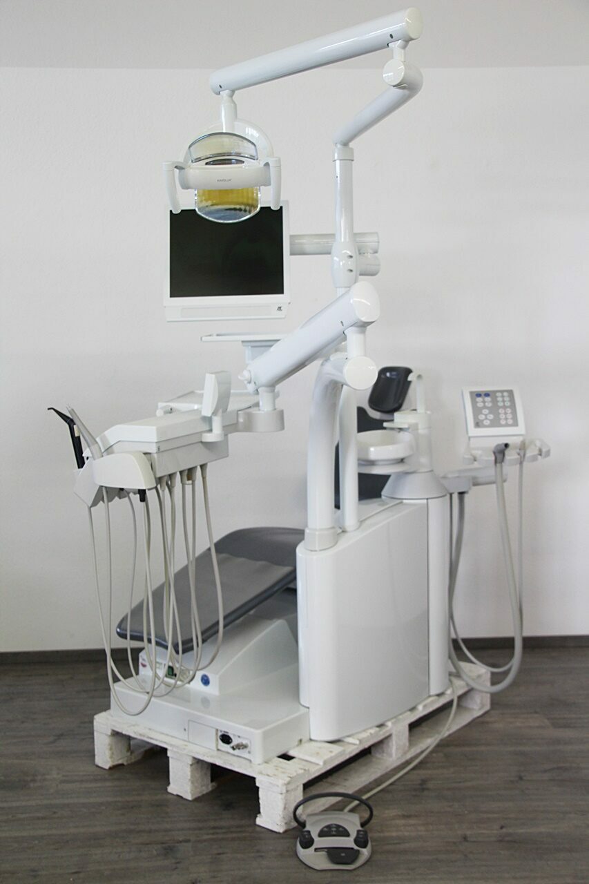 KaVo Estetica 1065 T Behandlungseinheit Baujahr 2008 inkl. ERGOcam 4 Kamera | 142045