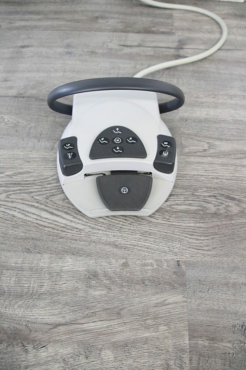 KaVo Estetica 1065 T Behandlungseinheit Baujahr 2008 inkl. ERGOcam 4 Kamera | 142049