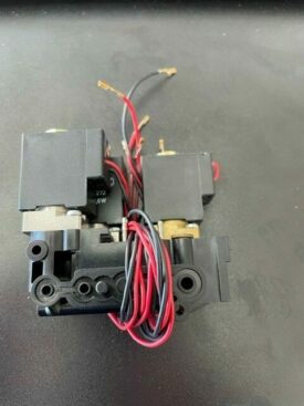 Siemens Sirona C1 & C1+ Anschlussblock 4696071 für Versorgungsschiene – unbenutzt Siemens Sirona C1 & C1+ Anschlussblock 4696071 für Versorgungsschiene – unbenutzt