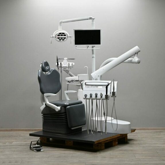 Kavo Primus 1058 Life TM Compact Chair Behandlungseinheit Bj.: 2019 in Anthrazit 46 Ausstellungsstück | 161264