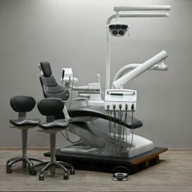 Kavo uniQa TM Behandlungseinheit Trockenabsaugung Ausstellungsstück Baujahr 2022 Kavo uniQa TM Behandlungseinheit Trockenabsaugung Ausstellungsstück Baujahr 2022