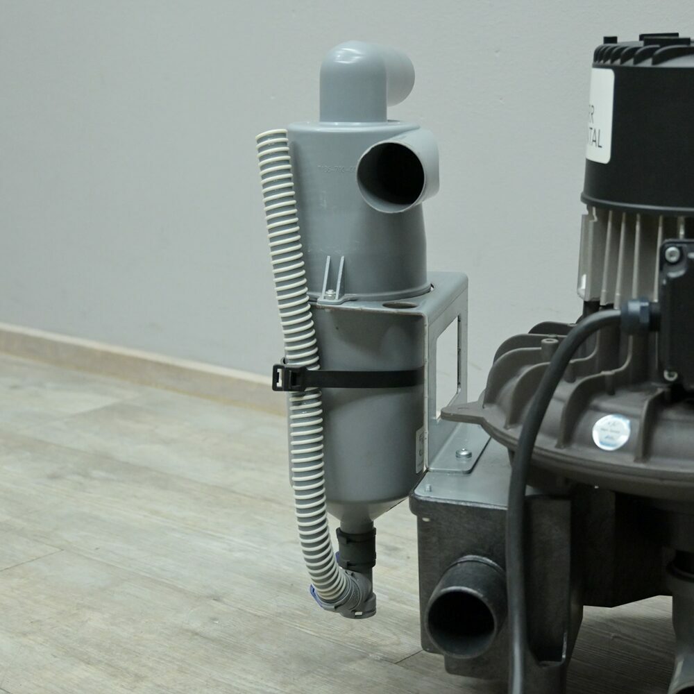 Dürr Dental V 600 Zentral-Saugsysteme für Trockene Absaugung 400V Baujahr 2014 gebraucht & geprüft | 167226 Dürr Dental V 600 Zentral-Saugsysteme für Trockene Absaugung 400V Baujahr 2014 gebraucht & geprüft | 167226
