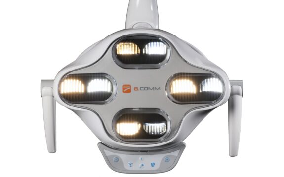 g.comm Iris LED OP-Leuchte – neu – mit Lampenarm | 329413