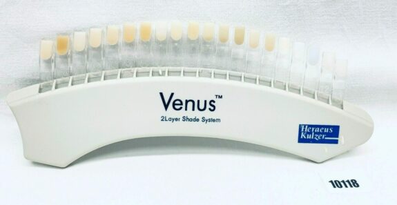 Heraeus Kulzer Venus 2Layer Shade System Farbskala Farbschlüssel Zahnfarbe | 183905