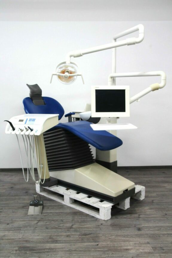 Sirona C2+ Plus Behandlungseinheit Zahnarztstuhl top Angebot | 188516