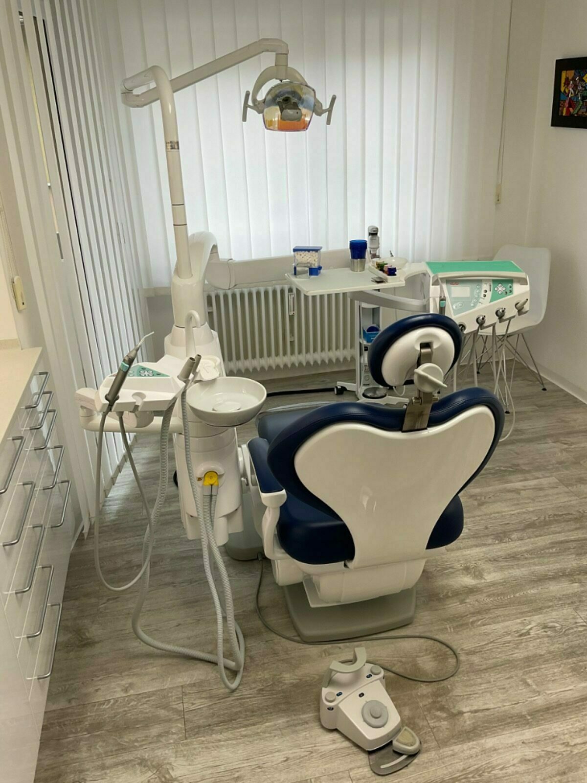 Anthos A6+ Behandlungseinheit Zahnarztstuhl Top Angebot | 187640