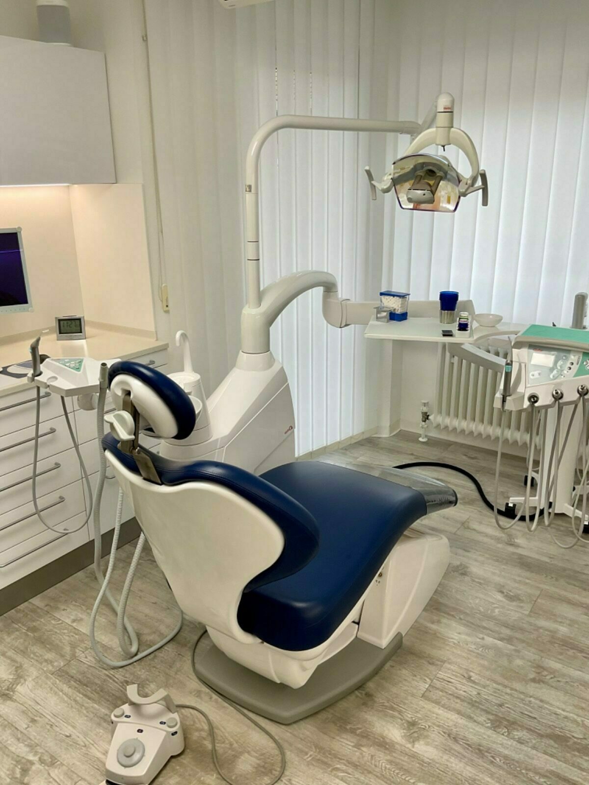 Anthos A6+ Behandlungseinheit Zahnarztstuhl Top Angebot | 187641