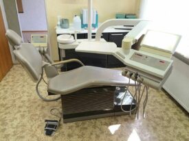 KaVo Estetica 1042 Behandlungseinheit Zahnarztstuhl KaVo Estetica 1042 Behandlungseinheit Zahnarztstuhl