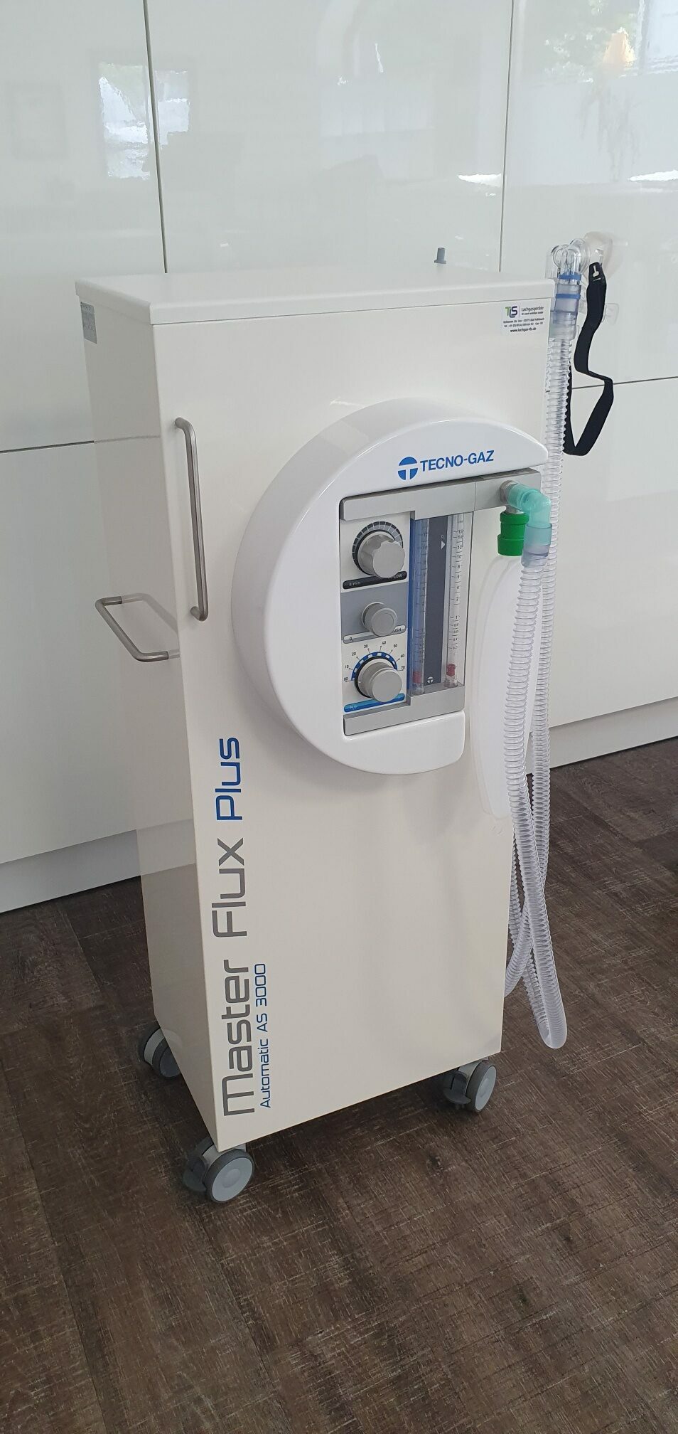 Gebrauchtes Lachgasgerät Master Flux Plus Tecno GAZ inkl. 12 Monate Gewährleistung | 191480 Gebrauchtes Lachgasgerät Master Flux Plus Tecno GAZ inkl. 12 Monate Gewährleistung | 191480