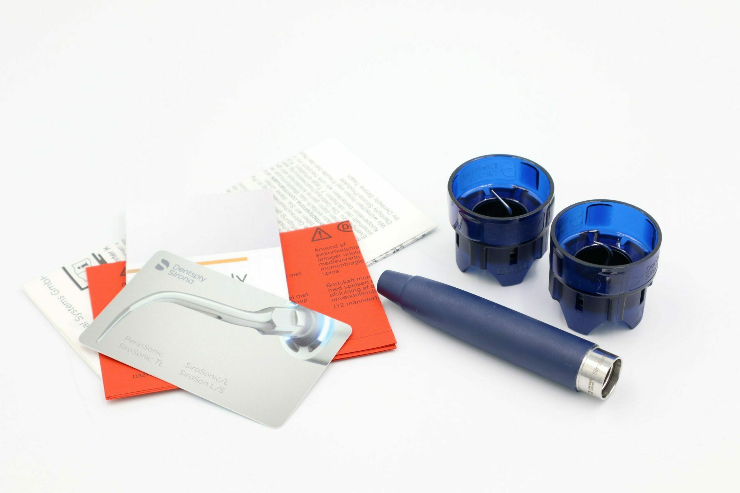 Sirona Sirosonic L Handstück Ultraschall mit Licht für Sirona C und C+ neu und originalverpackt | 191250 Sirona Sirosonic L Handstück Ultraschall mit Licht für Sirona C und C+ neu und originalverpackt | 191250