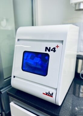 VHF N4+ Dentalfräse (für 3 Blöcke simultan: Titan, Emax, Zirkon, Komposit) VHF N4+ Dentalfräse (für 3 Blöcke simultan: Titan, Emax, Zirkon, Komposit)