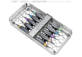 PROPHYLAXE SET IM Z-SHAPE RELAX GRIFF BESTEHEND AUS GRACEY 1/2-7/8-11/12-13/14 M5 UND UNIVERSALSCALER M23A (OK/UK1-8) PROPHYLAXE SET IM Z-SHAPE RELAX GRIFF BESTEHEND AUS GRACEY 1/2-7/8-11/12-13/14 M5 UND UNIVERSALSCALER M23A (OK/UK1-8)