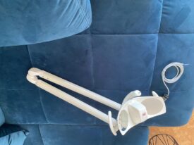 Faro Alya TheiaTech LED OP-Leuchte mit Lampengestänge – gebraucht Faro Alya TheiaTech LED OP-Leuchte mit Lampengestänge – gebraucht