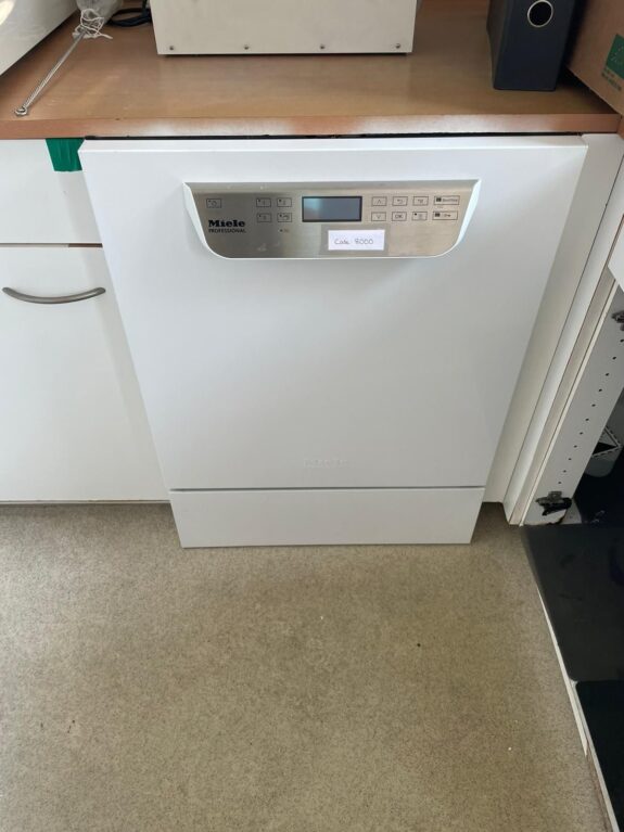 Miele Thermodesinfektor PG8581 nur 524h Gesamtbetriebsstunden mit XXL Zubehör !! | 319194