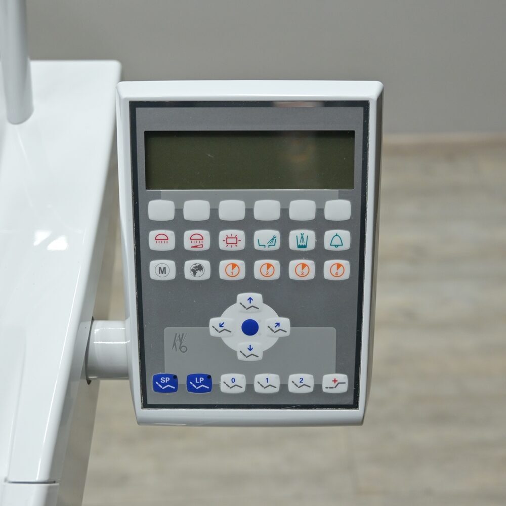 KaVo Estetica E 50 S Behandlungseinheit Trockenabsaugung Gebraucht & Gewartet | 318970 KaVo Estetica E 50 S Behandlungseinheit Trockenabsaugung Gebraucht & Gewartet | 318970