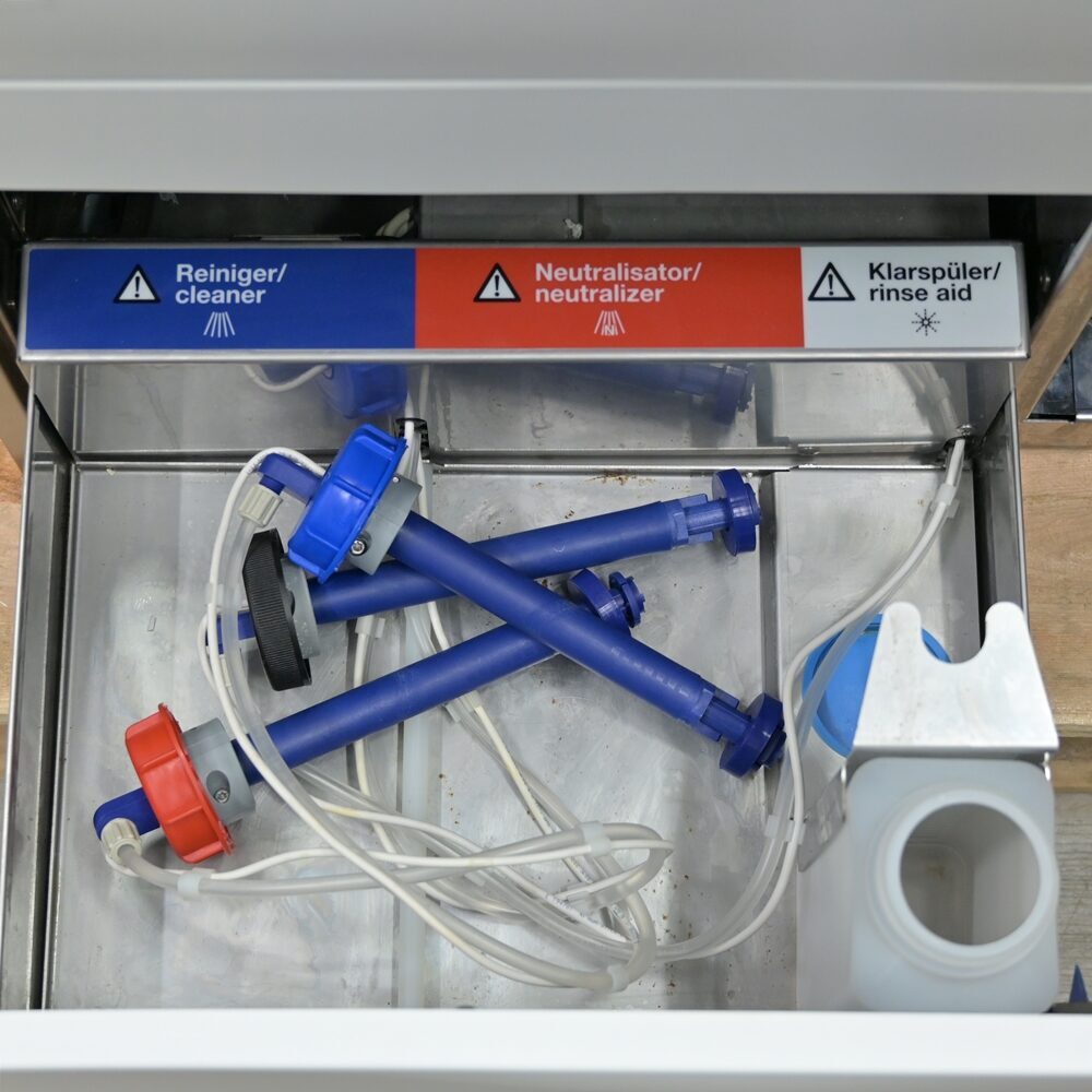 Melag MELAtherm 10 DTA Thermodesinfektor 400V Gebraucht & Gewartet Baujahr 2013 | 319244 Melag MELAtherm 10 DTA Thermodesinfektor 400V Gebraucht & Gewartet Baujahr 2013 | 319244
